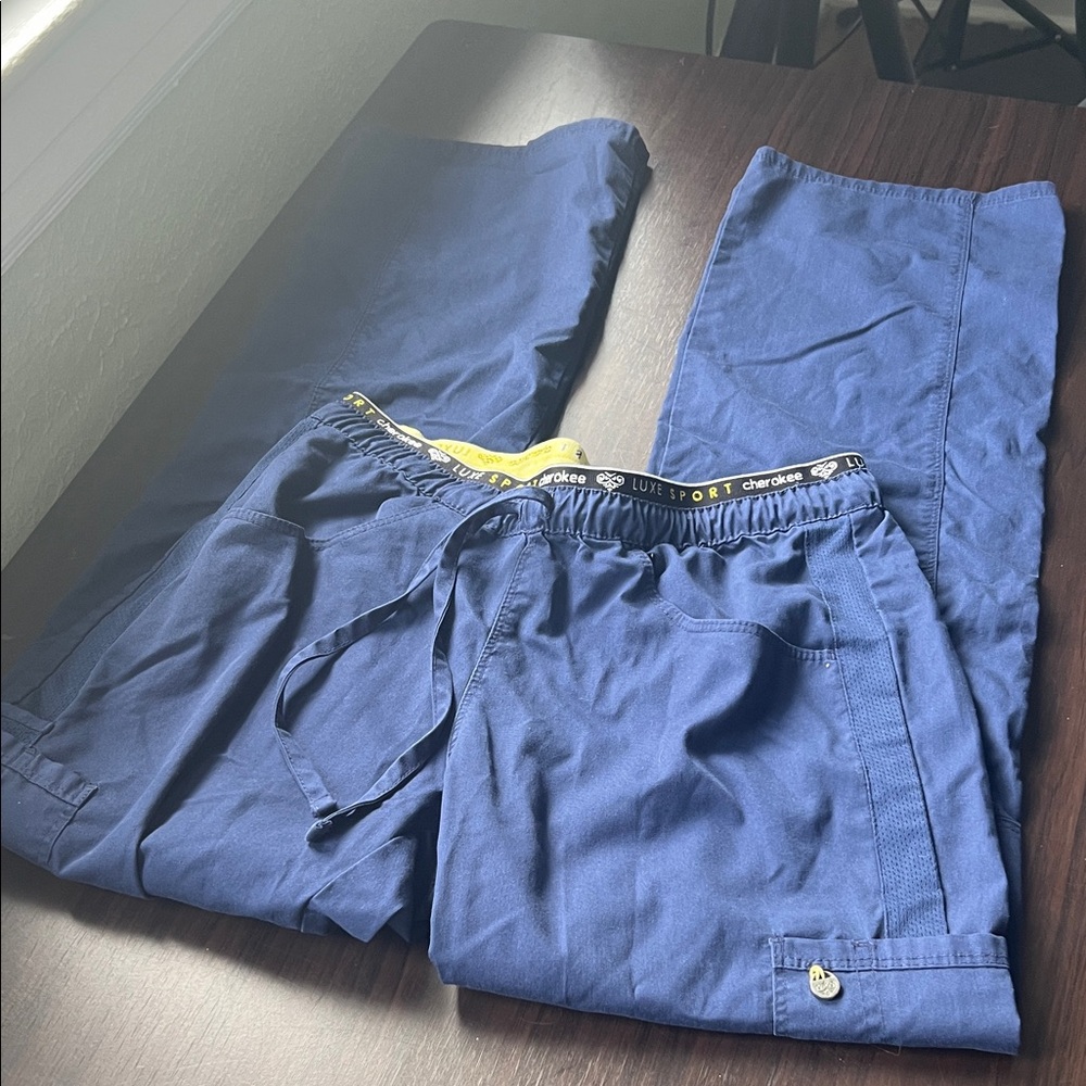 Cherokee Women’s Navy Blue Scrub Bottoms size XS